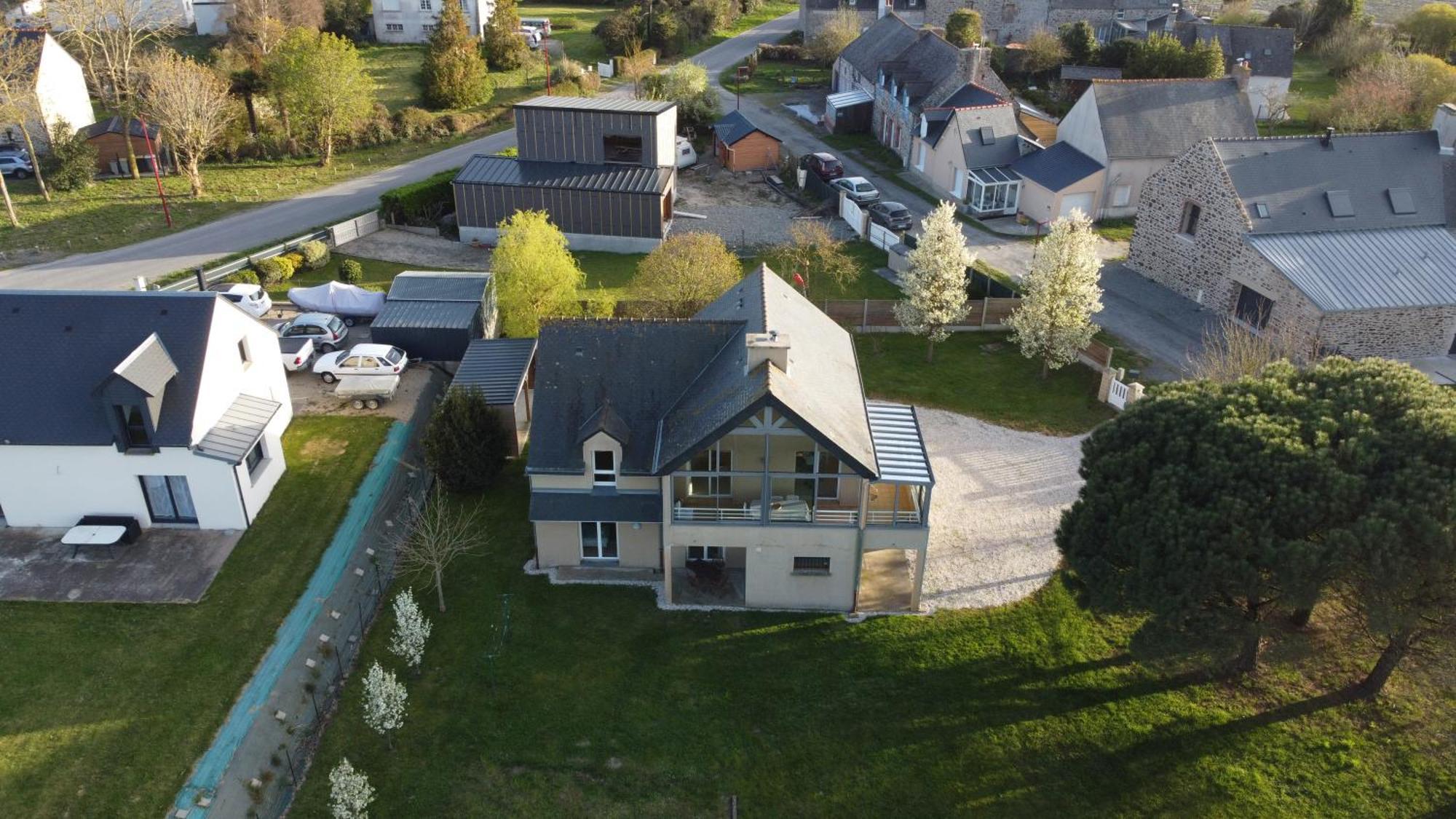 Cap Baie Malo Villa Hirel Exteriör bild